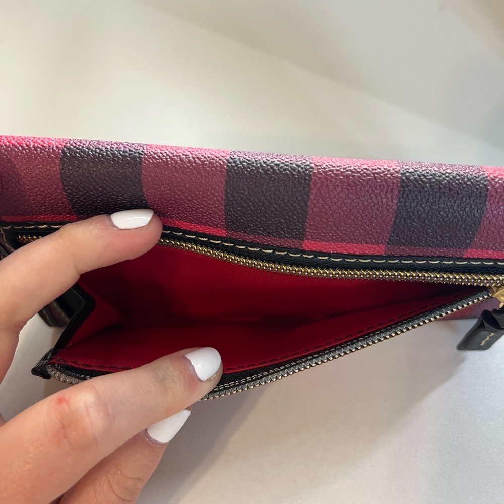 Dooney & Bourke Tucker Continental Clutch Wallet Red Buffalo Plaid Pattern - Picture 12 of 12